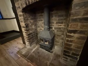 Photo 17- click for photo gallery